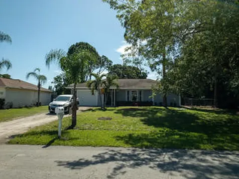 2173 SE Lucca Street Port St Lucie FL 34952