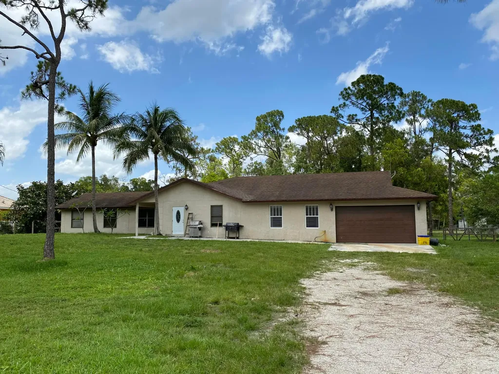 11823 67th Place N West Palm Beach FL 33412