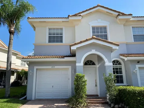 4373 Legacy Court Delray Beach FL 33445