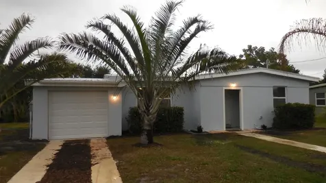 2118 Sunrise Drive SW Vero Beach FL 32962