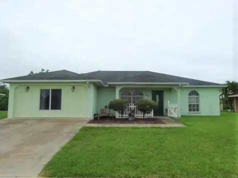 1023 W Aztec Avenue Clewiston FL 33440