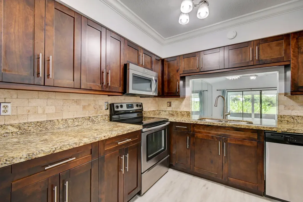 3911 Arelia Drive N Delray Beach FL 33445