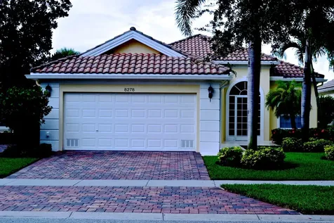 8278 Xanthus Lane Wellington FL 33414