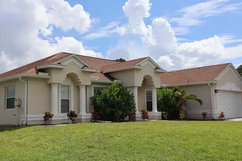 214 SW Aubudon Avenue Port St Lucie FL 34984