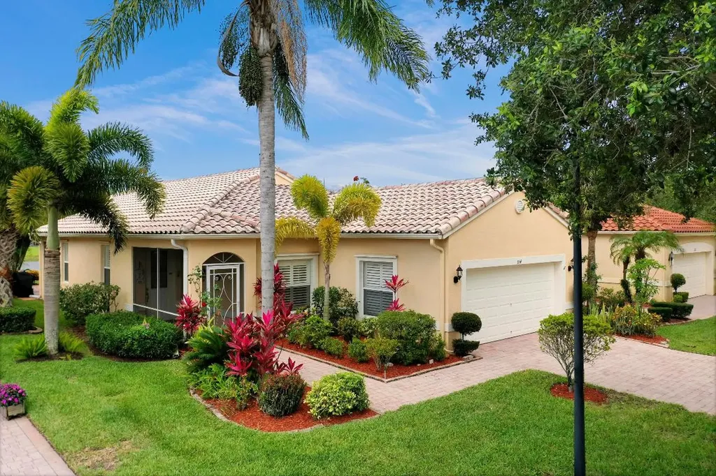 334 NW Treeline Trace Port St Lucie FL 34986