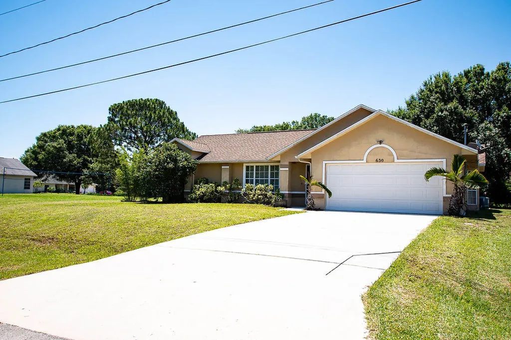 630 SW Abraham Avenue Port St Lucie FL 34953