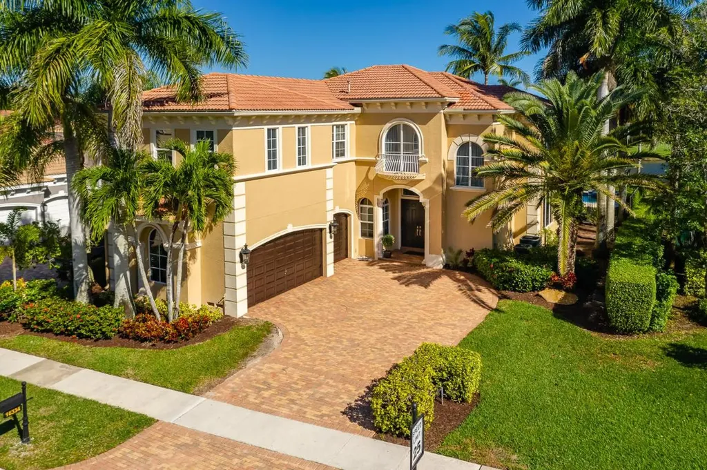 16334 Via Venetia W Delray Beach FL 33484