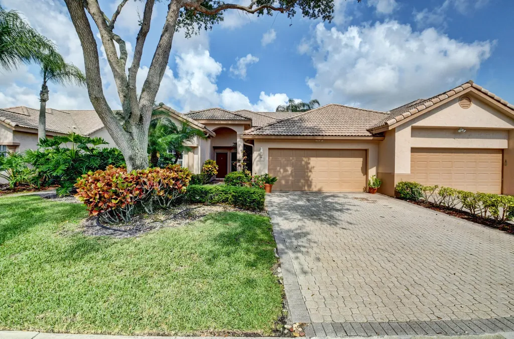 8841 Shoal Creek Lane Boynton Beach FL 33472