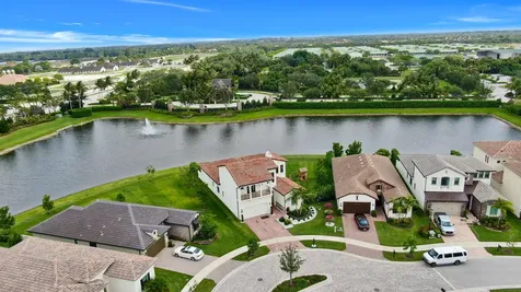 8267 Grand Prix Lane Boynton Beach FL 33472