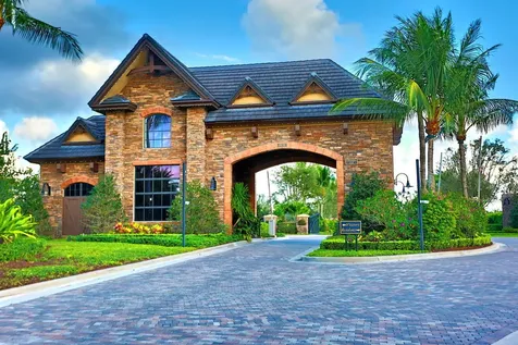 8267 Grand Prix Lane Boynton Beach FL 33472