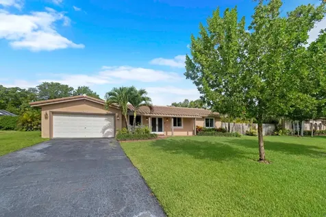 3212 NW 90th Avenue Coral Springs FL 33065