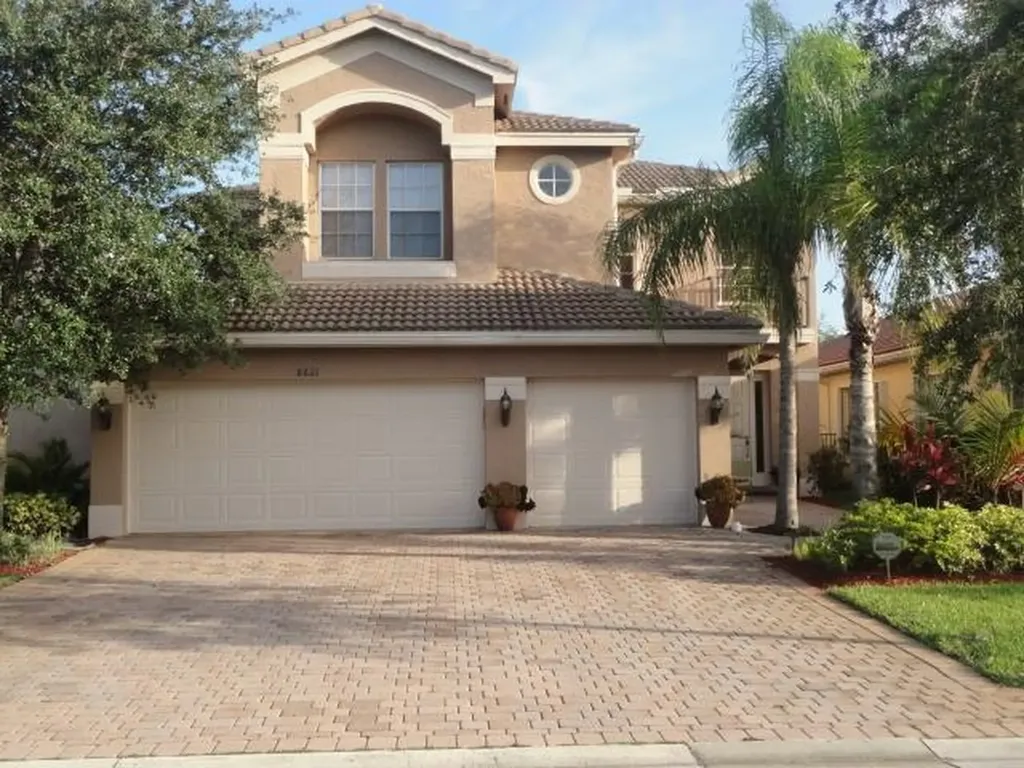 8621 Breezy Hill Drive Boynton Beach FL 33473