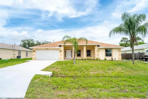 427 SW Lakota Avenue Port St Lucie FL 34953