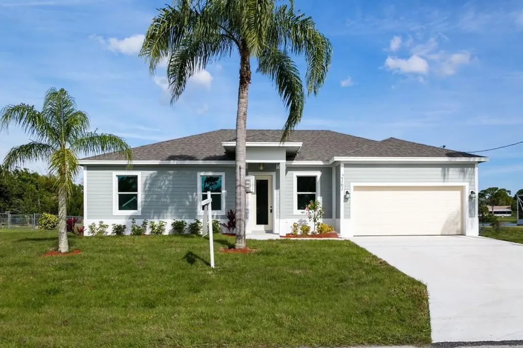 113 NW Curry Street Port St Lucie FL 34983
