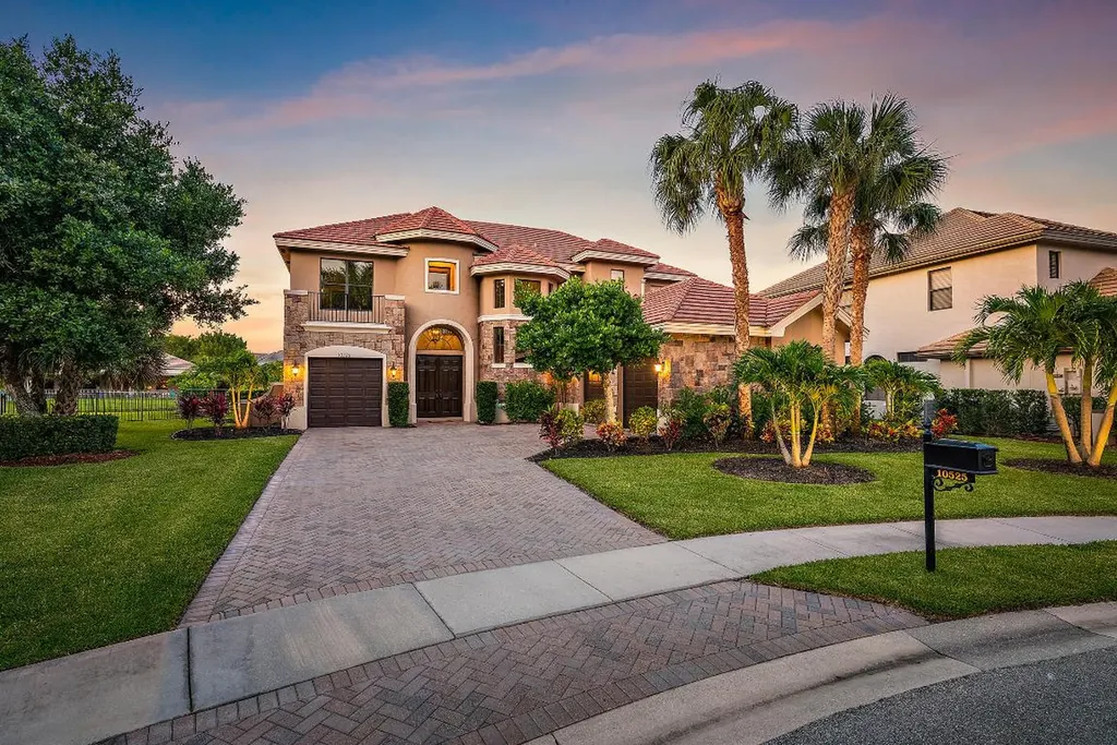 10525 Vignon Court Wellington FL 33449