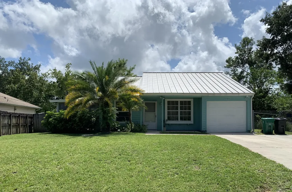 1622 SW Angelico Lane Port St Lucie FL 34984