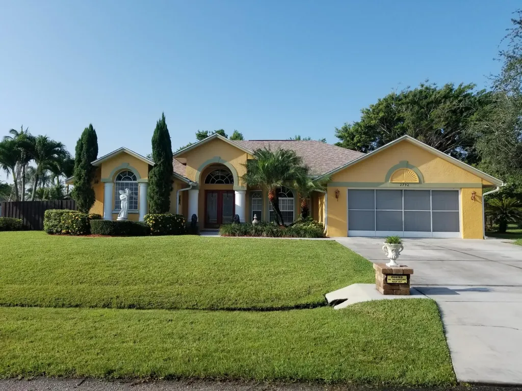 2792 SE Brevard Avenue Port St Lucie FL 34952