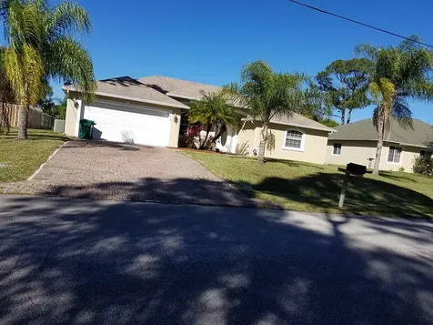 1631 SW Carillo Avenue Port St Lucie FL 34953