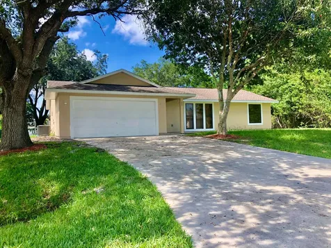 507 SW Ester Avenue Port St Lucie FL 34983