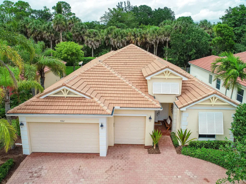 9261 Plantation Estates Drive Royal Palm Beach FL 33411