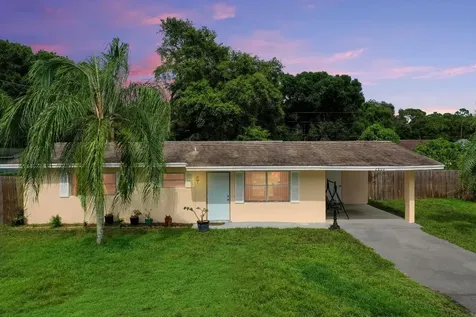 2804 S 28th Street Fort Pierce FL 34981