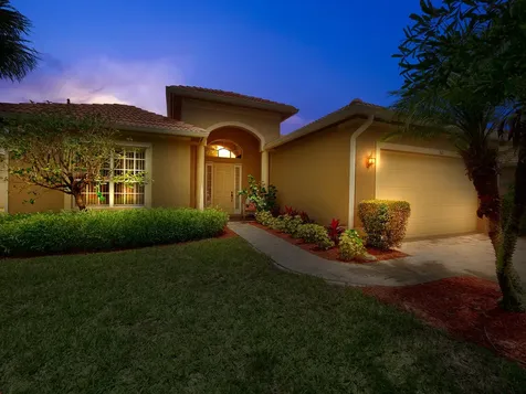 362 NW Sheffield Circle Port St Lucie FL 34983