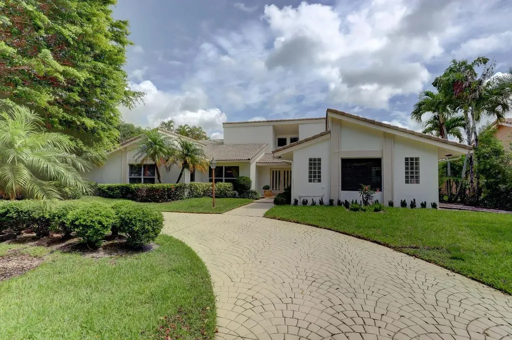 3501 Pine Lake Court Delray Beach FL 33445