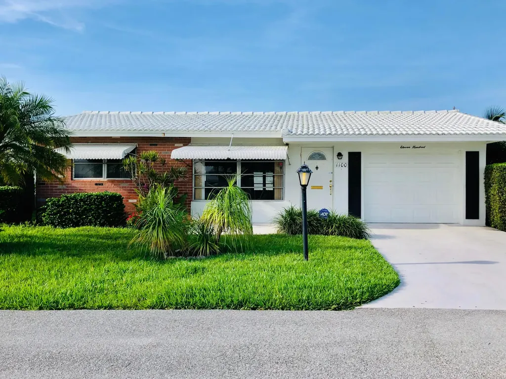 1100 Siesta Avenue Boynton Beach FL 33426
