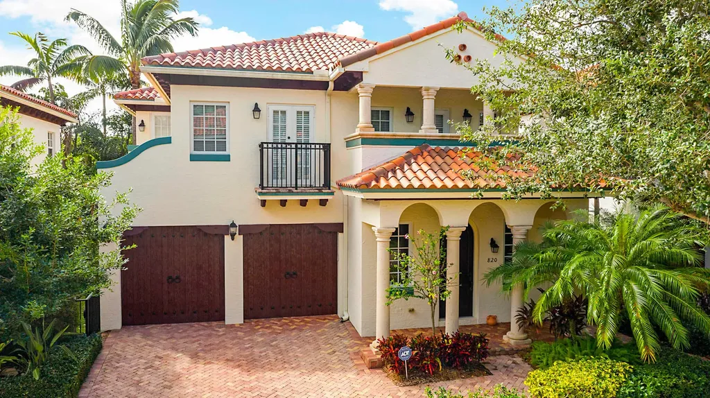 820 Eastview Avenue Delray Beach FL 33483