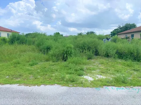 682 SW Fair Avenue Port St Lucie FL 34953