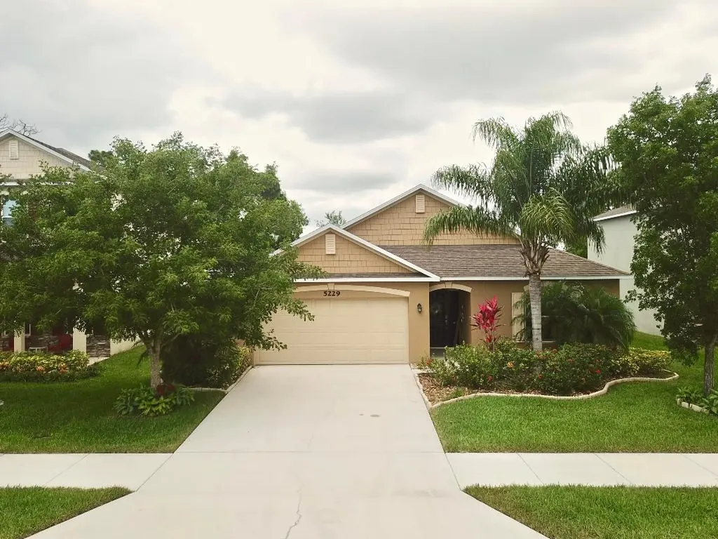 5229 NW Wisk Fern Circle Port St Lucie FL 34986
