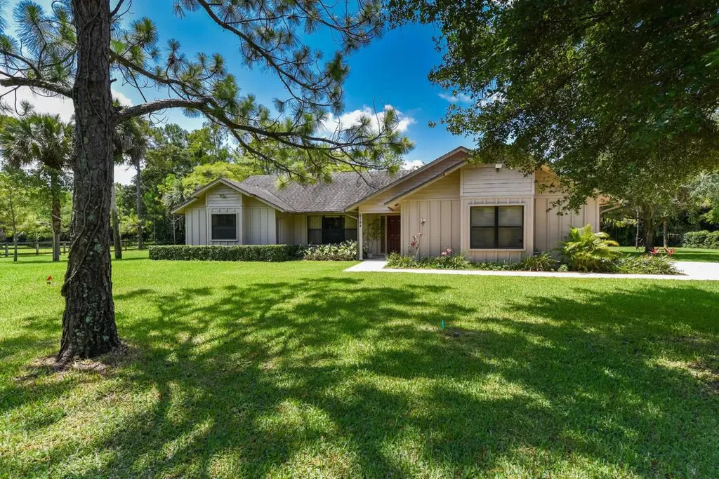 9184 Palomino Drive Lake Worth FL 33467
