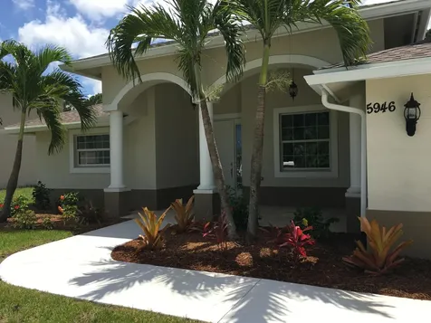 5946 NW Center Street Port St Lucie FL 34986