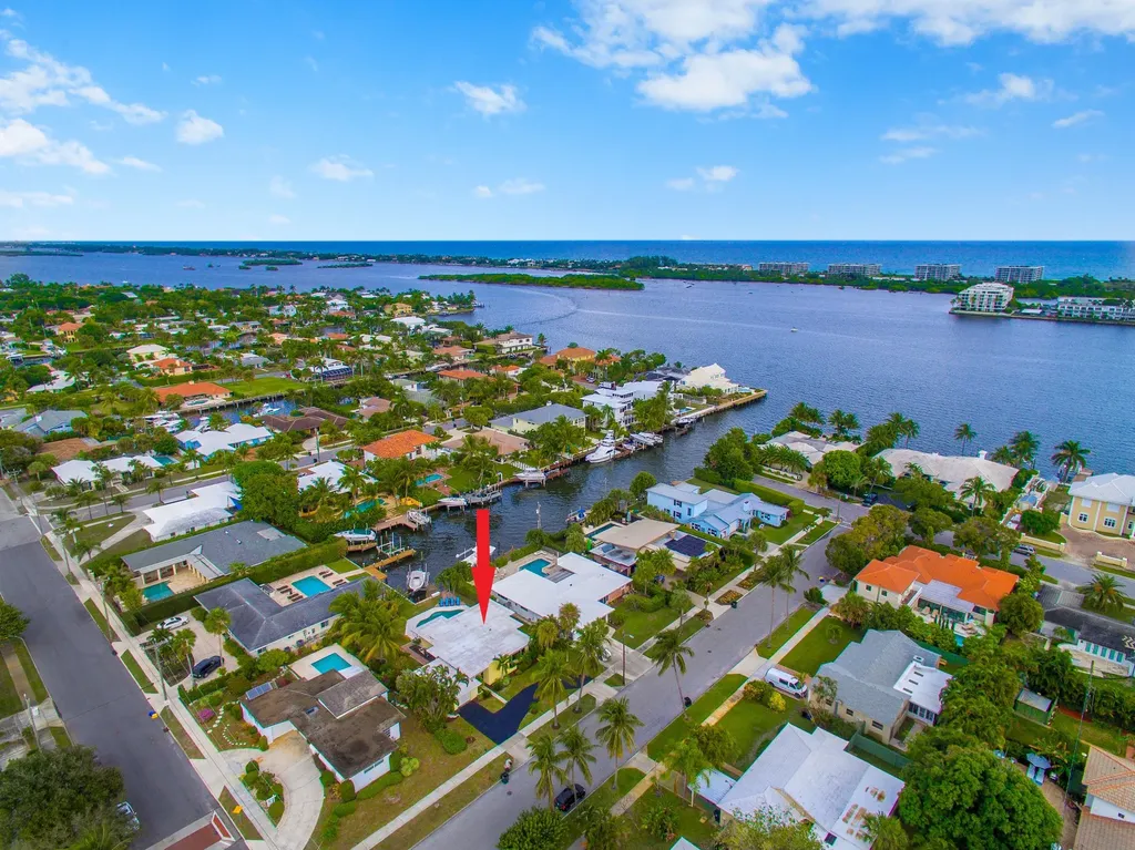 26 Harvard Drive Lake Worth Beach FL 33460