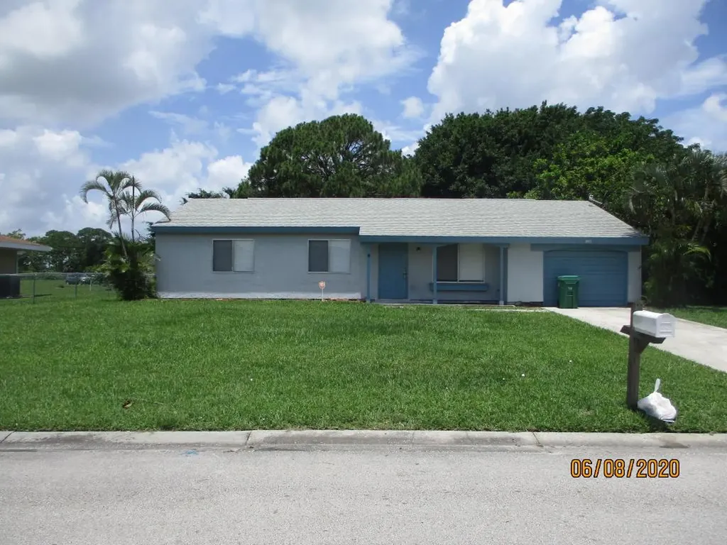 3226 SW Ronlea Place Port St Lucie FL 34953