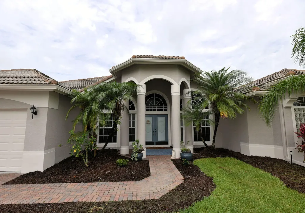 376 SW Egret Landing Port St Lucie FL 34953