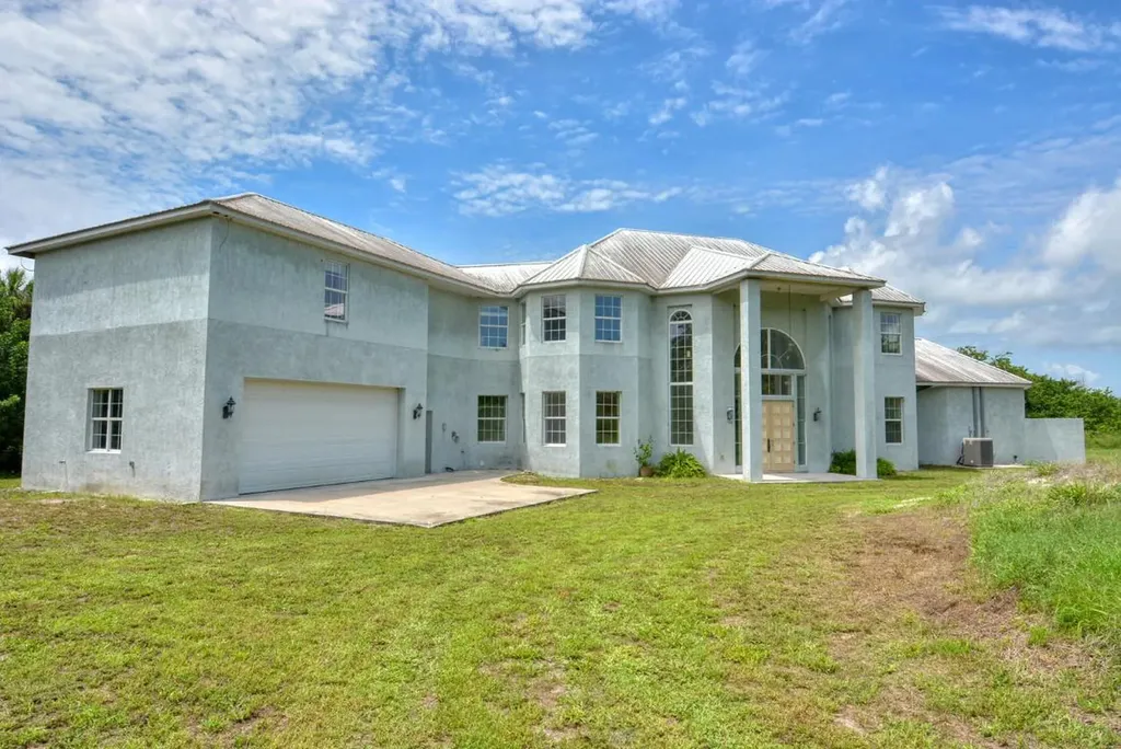 15572 E State Road 78 Okeechobee FL 34974