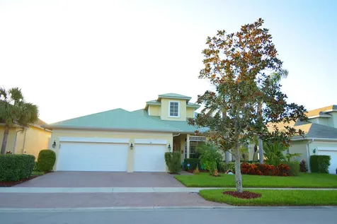 183 NW Magnolia Lakes Boulevard Port St Lucie FL 34986