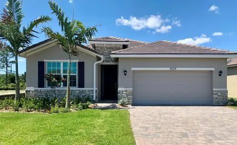 4504 NW King Court Jensen Beach FL 34957