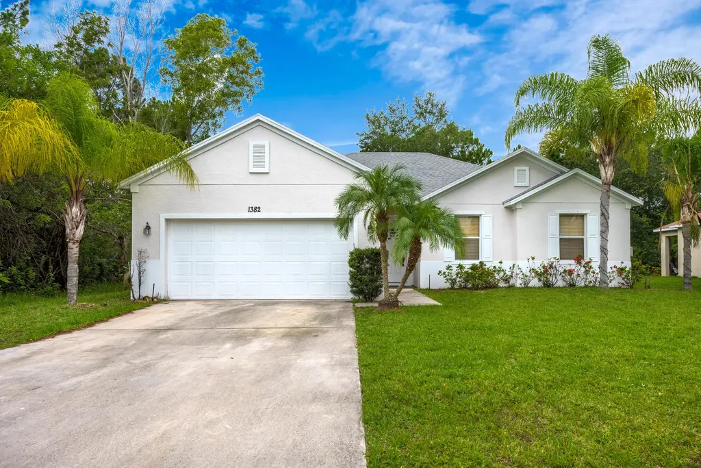 1382 SW Dorchester Street Port St Lucie FL 34983