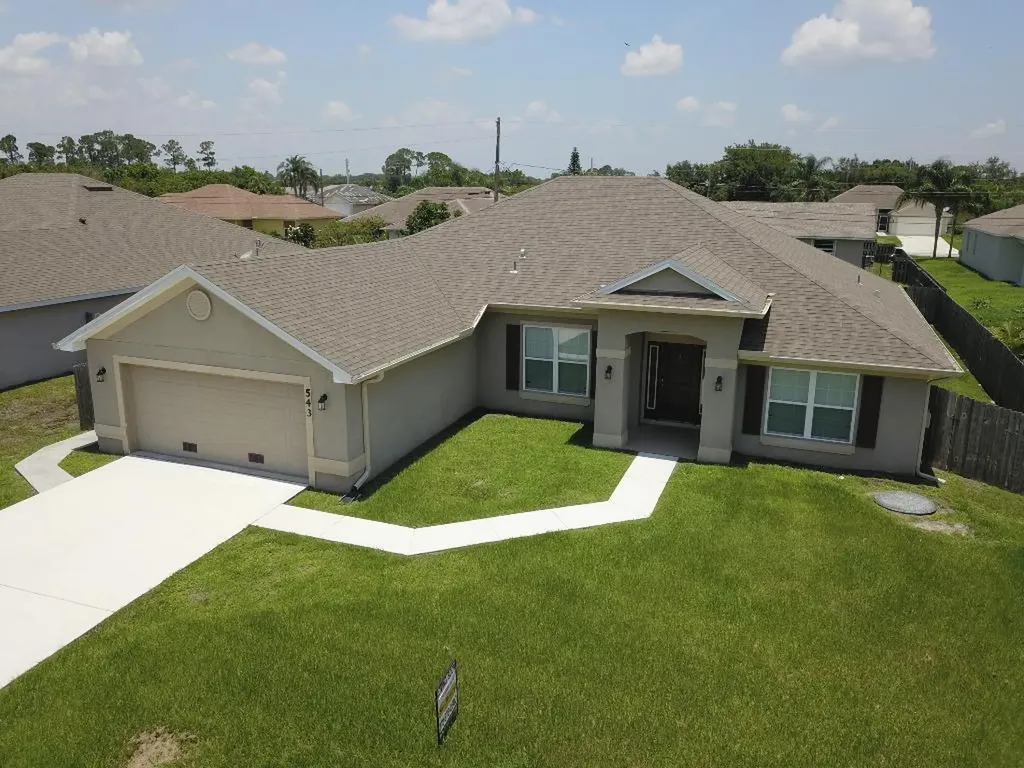 543 SW Lakota Avenue Port St Lucie FL 34953