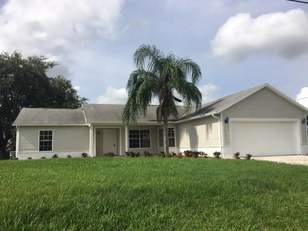 1248 SW Jericho Avenue Port St Lucie FL 34953