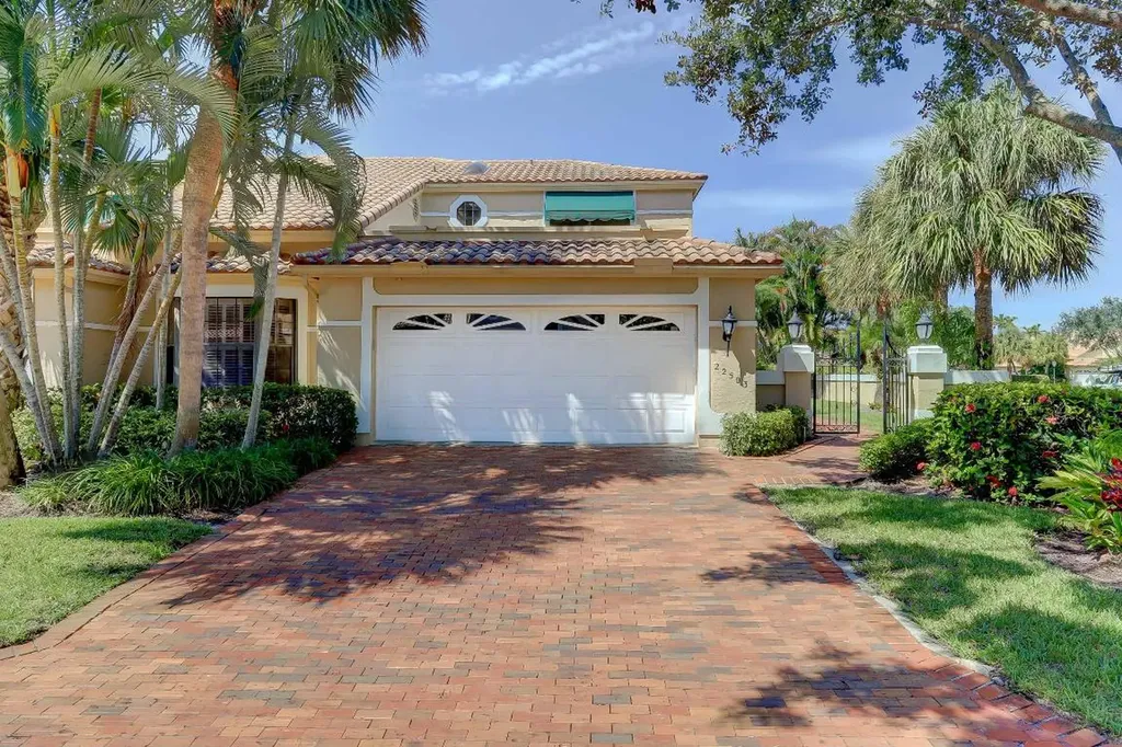 22503 Caravelle Circle Boca Raton FL 33433