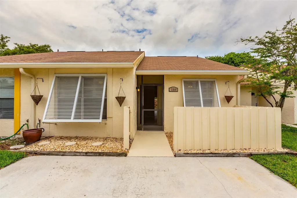 209 Palmetto Court Jupiter FL 33458