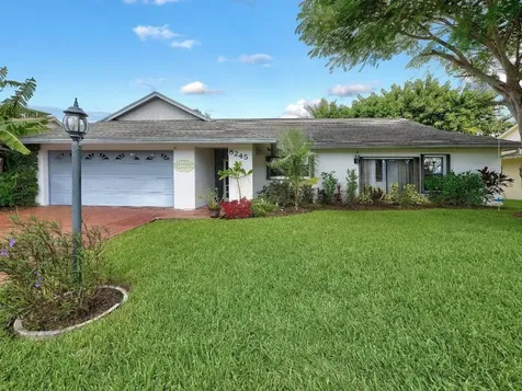 8245 Winnipesaukee Way Lake Worth FL 33467