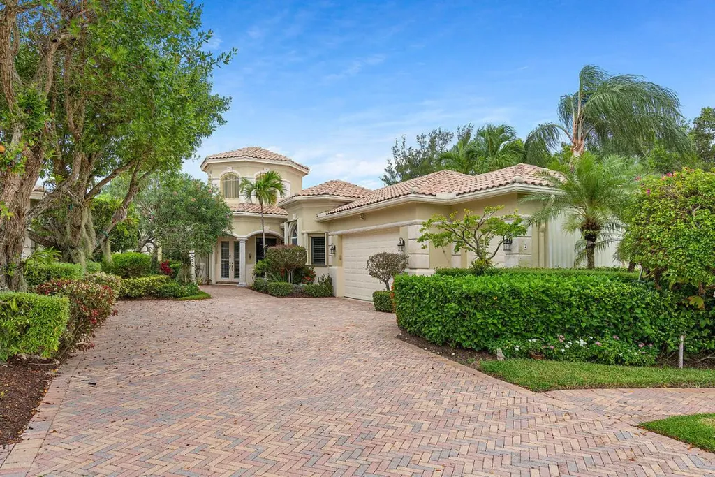 2 Island Drive Boynton Beach FL 33436