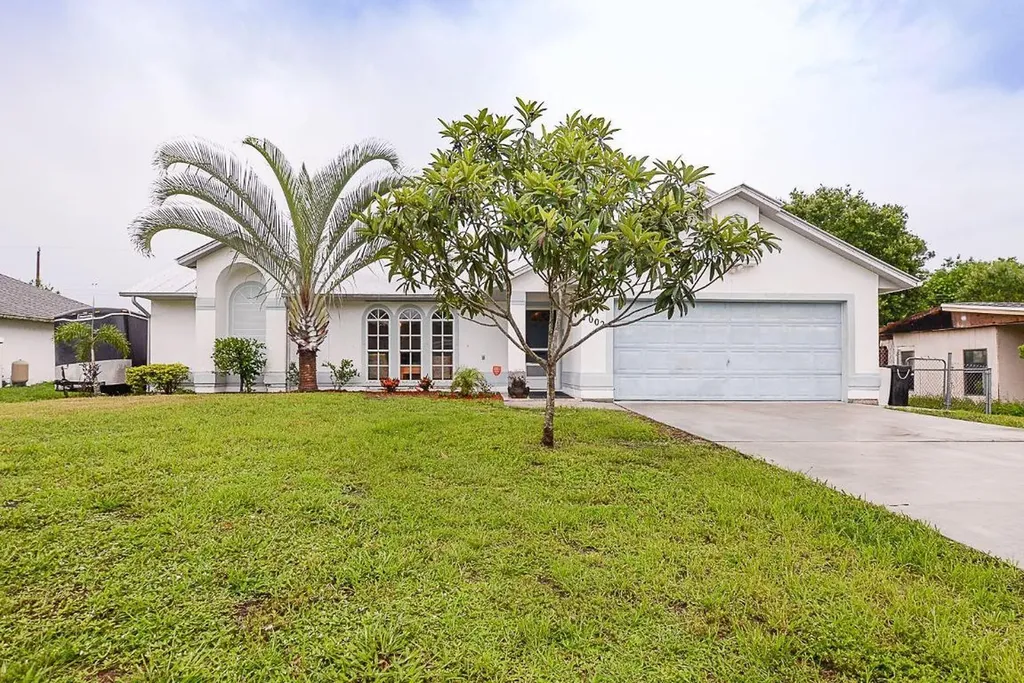 7002 Coquina Avenue Fort Pierce FL 34951