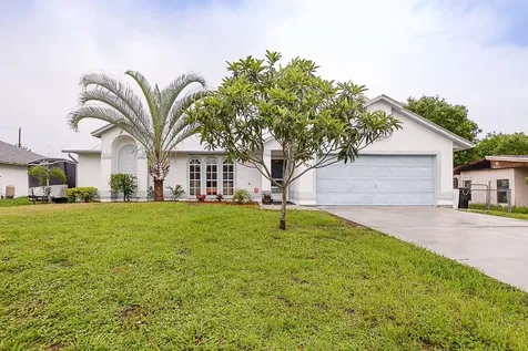 7002 Coquina Avenue Fort Pierce FL 34951
