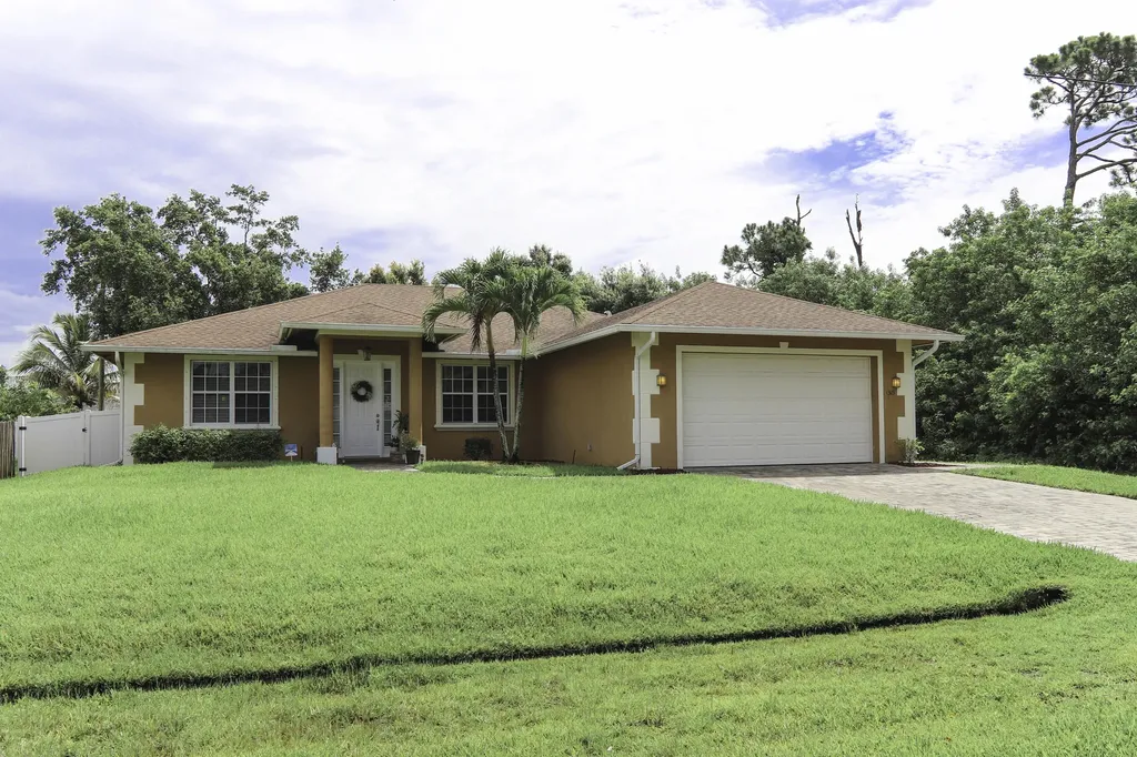 4323 SW Taluga Street Port St Lucie FL 34953