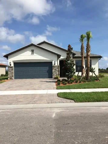 462 SE Vallarta Drive Port St Lucie FL 34984